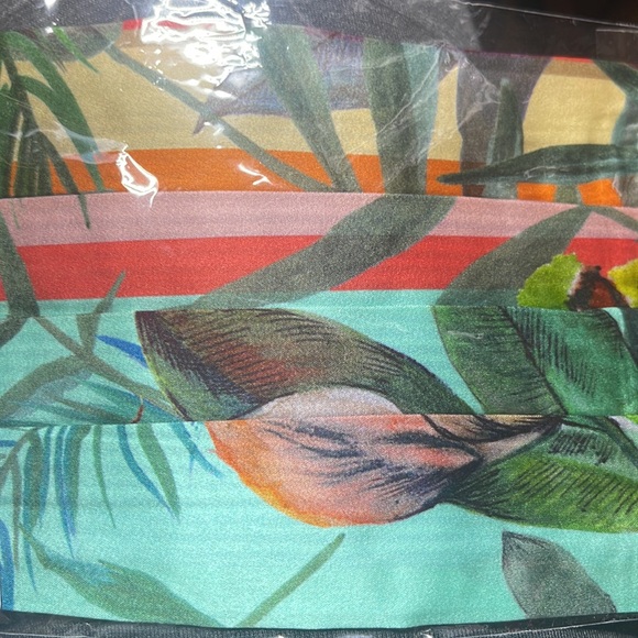 NIB Johnny Was Silk Charmeuse Tropical Print Face Mask - Picture 6 of 6